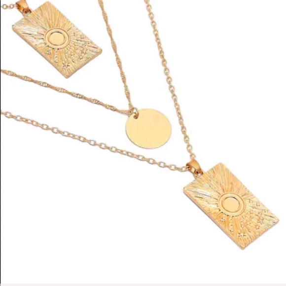 LAST ONE SALE Triple Layer Sunset Pendant Necklace - Picture 4 of 7